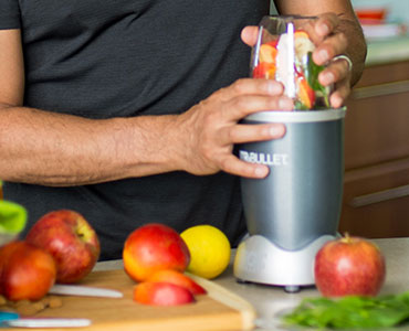 man using a nutribullet